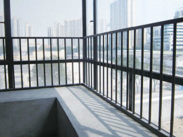 鋅鋼陽臺護(hù)欄