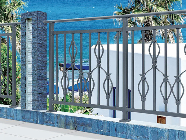 鋅鋼陽臺(tái)護(hù)欄