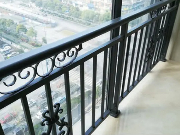 鋅鋼陽臺護(hù)欄