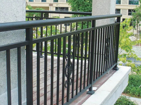 鋅鋼陽臺護(hù)欄